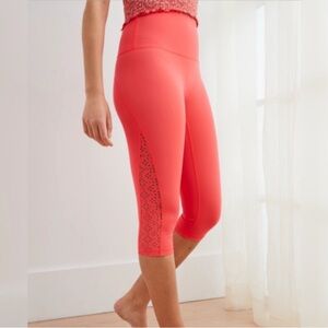 New! Arie Laser Cut Crop Leggings in Coral Pink XS